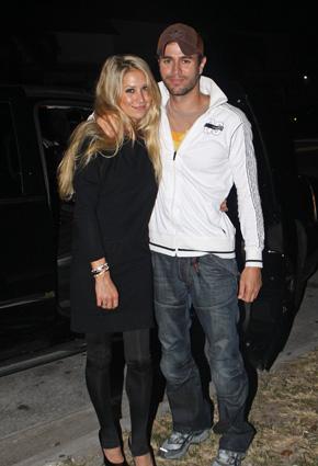 زواج الموسم: أنريكيه إغليسياس وآنا كورنيكوفا في زفاف يكلّف الملايين